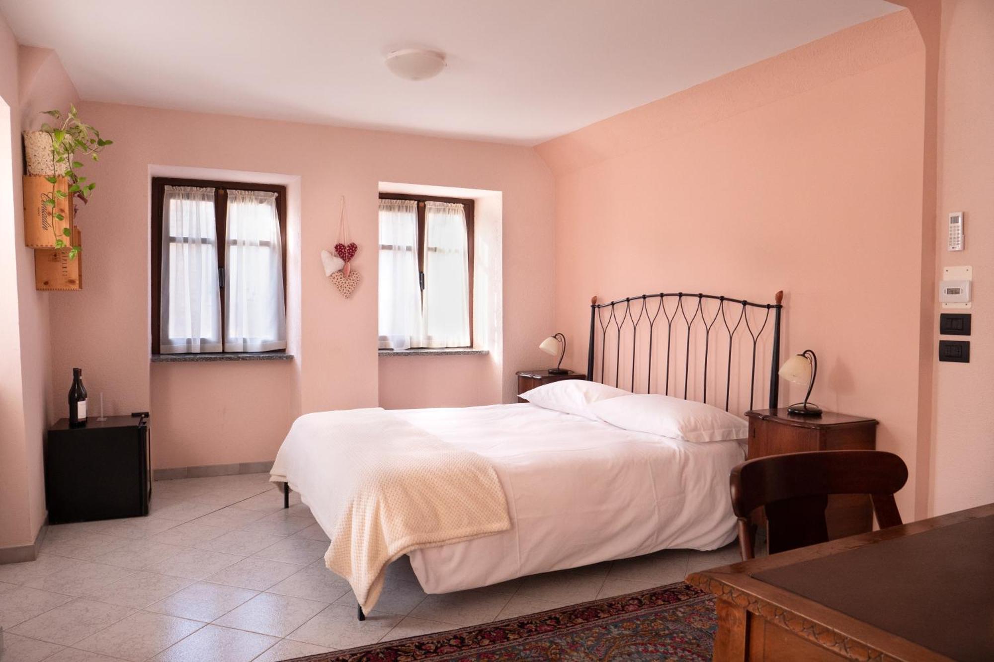 Bed and Breakfast L'Aromatario Neive Zewnętrze zdjęcie