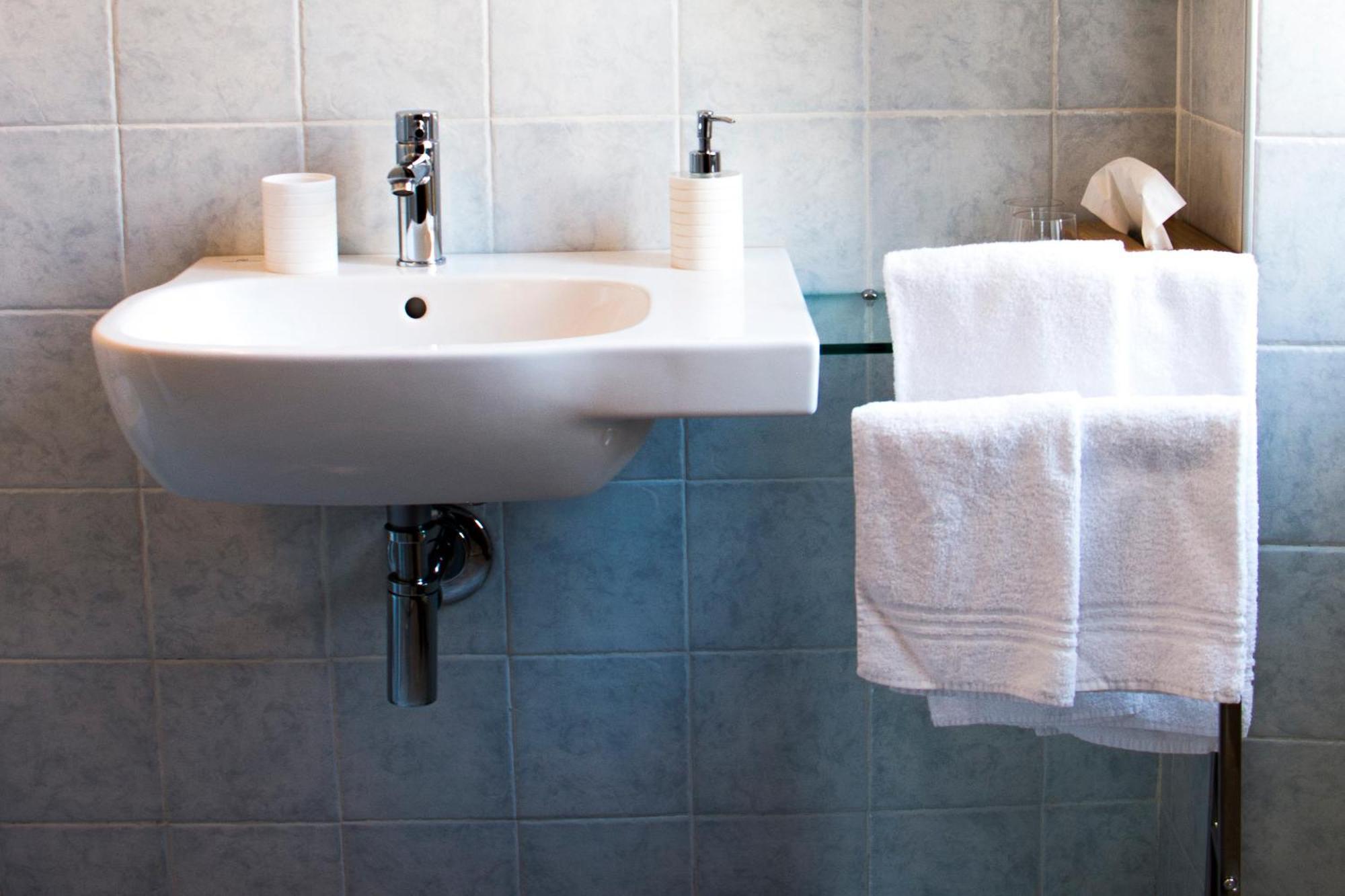 Bed and Breakfast L'Aromatario Neive Zewnętrze zdjęcie